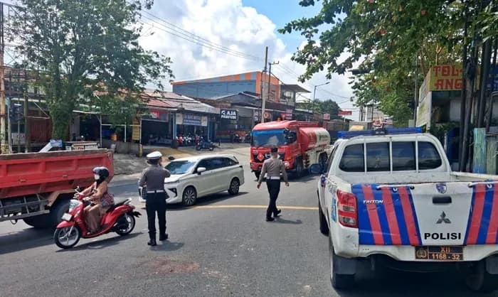 Ayah dan Anak di Balikpapan Tewas Terlindas Truk, Sopir Resmi Jadi Tersangka