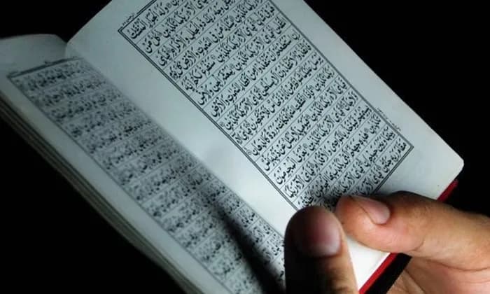 7 Gambaran Azab Neraka yang Diabadikan Alquran
