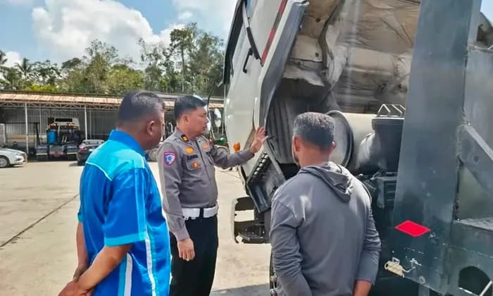 Ramp Check Truk Barang di Balikpapan, Polda Kaltim Cek Rem dan Ban