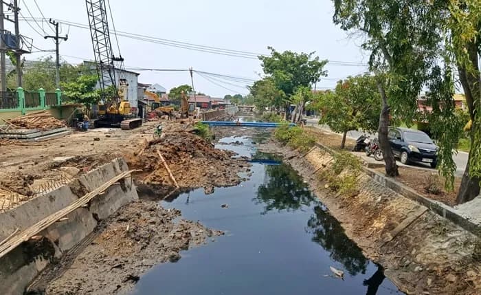 Mumpung Sungai Bontang Mengering, Neni Minta Sedimen Dikeruk