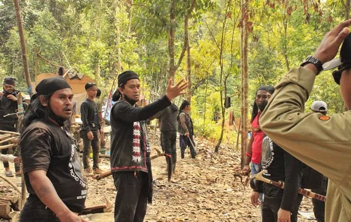 Penebangan Liar di Kutai Timur, Dayak Basap Temukan Peluru Tajam