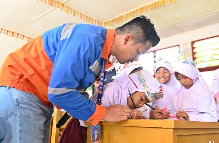 Relawan Bakti BUMN Pupuk Kaltim Berdayakan Petani Nagari Kumango