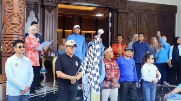 Wali Kota Samarinda Lepas Kirab Bangga Kencana 2025, Soroti Peran Strategis Keluarga