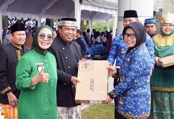 Bantuan Laptop Guru Swasta di Bontang Masih Terganjal Anggaran