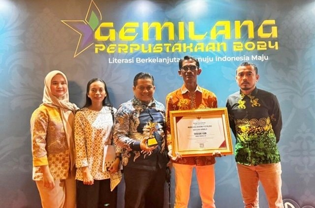 Ketua PWI Bontang, Suriadi Said Raih Penghargaan Literasi Nasional dari Perpusnas