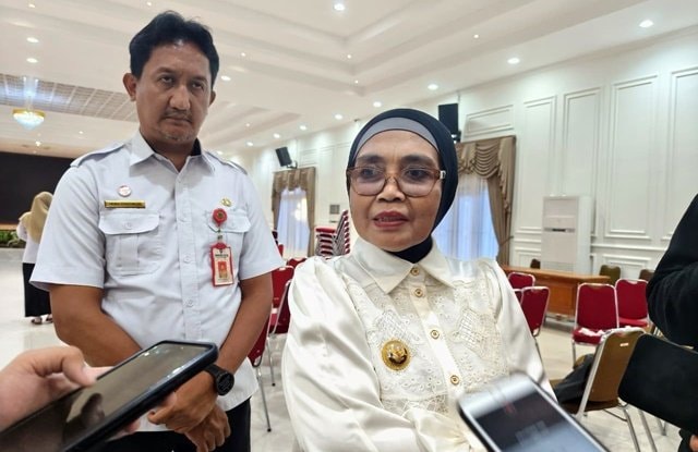 Neni Moerniaeni Realisasikan Janji Politik, Pegiat Agama Bontang Terima Rp2 Juta
