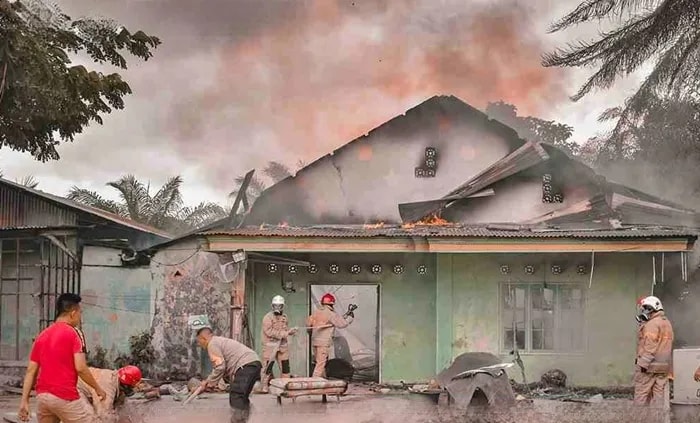 Kebakaran Bengkel di Poros Bontang–Sangatta: Pemilik Terluka, 3 KK Kehilangan Rumah