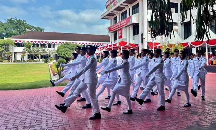 Tampil Tanpa Cela di Balai Kota, Paskibraka Balikpapan Buat Wawali Terpukau