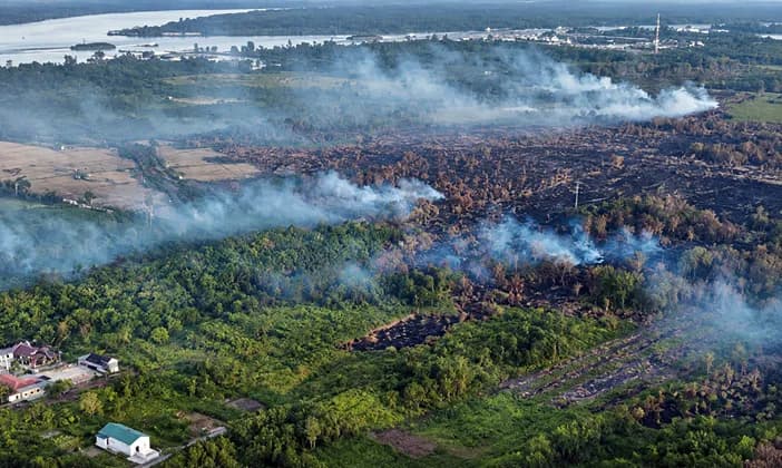 Kabut Asap Mengancam, Siswa di Kukar Mendadak Harus Belajar Online