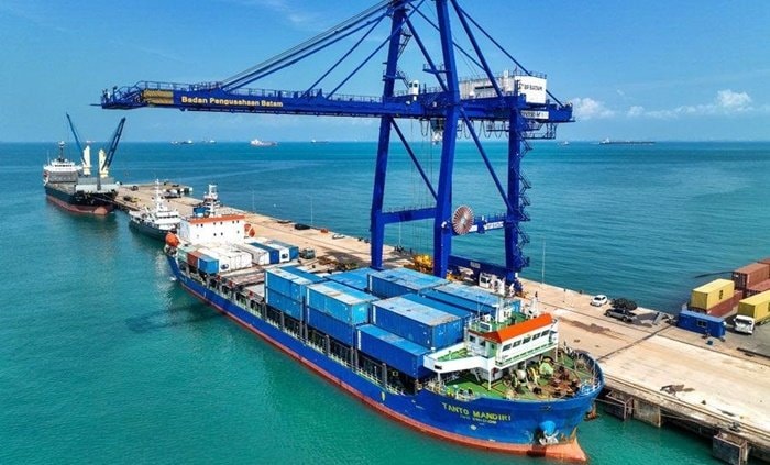 Ekspor Kaltim Naik Tipis, Impor Anjlok Tajam: Surplus US$1,32 Miliar Picu Tanda Tanya