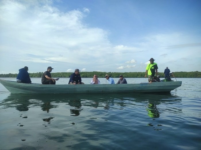 Perahu Rusak Akibat Sering Tabrak Pipa Air di Malahing, Nelayan Mengadu ke Dewan