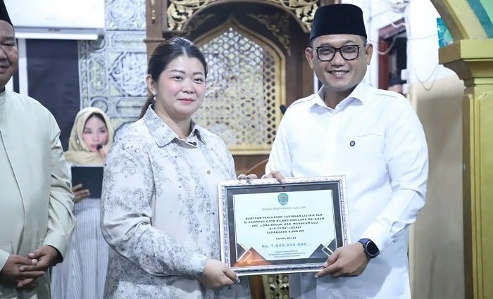 Bantuan Rp7,65 Miliar Mengalir ke Mahakam Ulu, Pemprov Kaltim Perluas Akses Listrik