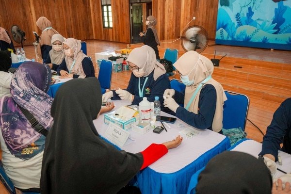 Ribuan Warga Bontang Antusias Ikuti Semawar Pupuk Kaltim, Dapat Layanan Kesehatan Gratis