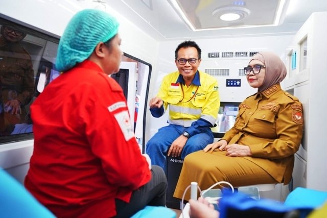 Donor Darah Hari Kesehatan Dunia, PT KNI Serahkan Mobil untuk PMI Bontang