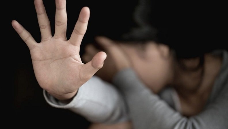 Kenalan di MiChat, Kepala Sekolah Setubuhi Siswi SMP di Samarinda