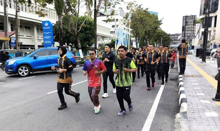 Lari Pagi bersama Wartawan, Kapolresta Balikpapan Ajak Hidup Sehat