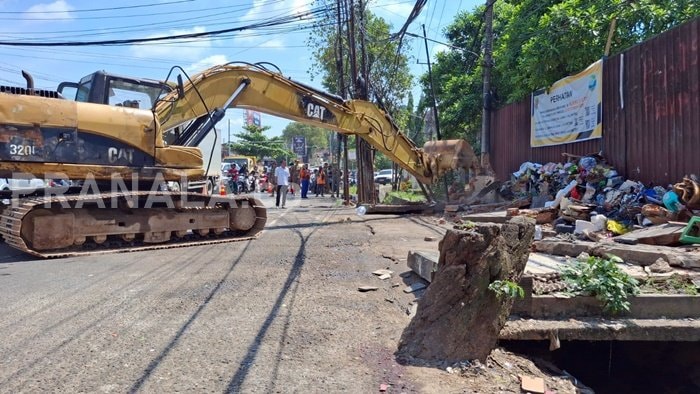 DLH Samarinda Bongkar TPS di Jalan Teuku Umar, Alihkan Pembuangan ke Tiga Lokasi