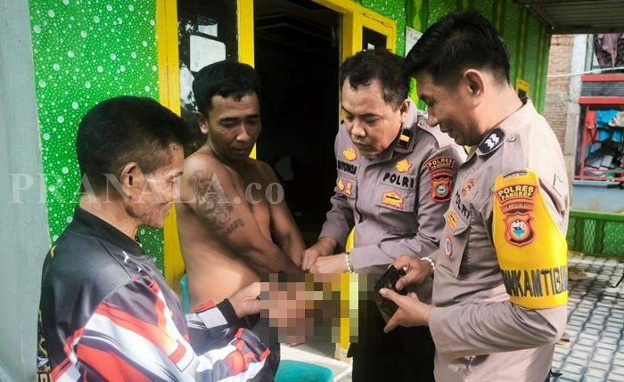 ODGJ di Pangkep Bakar Kandang Ayam Warga, Polsek Bungoro Tangani dengan Humanis
