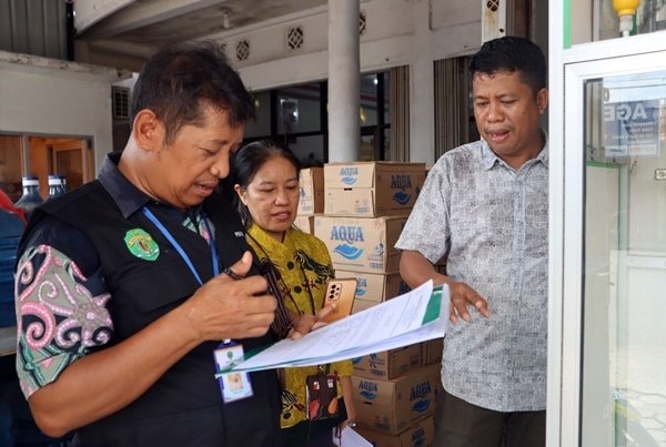 Pemprov Kaltim Awasi Higiene Sanitasi Jasa Catering hingga Depot Air Minum di Bontang