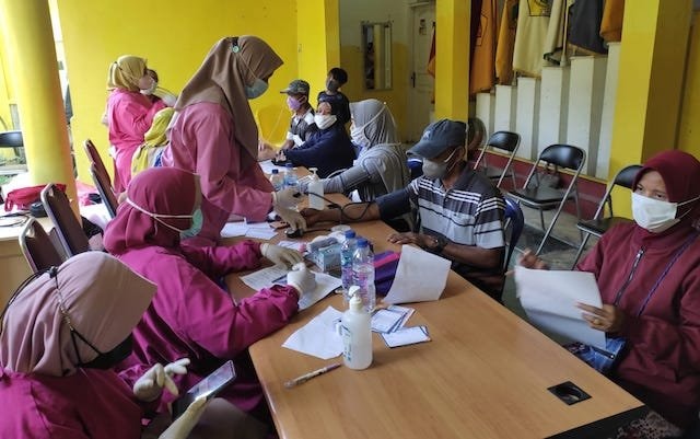 Golkar Bontang Salurkan 660 Dosis Vaksin Covid-19