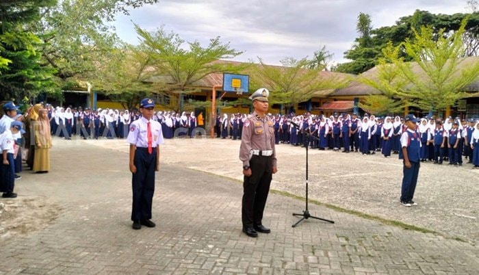 Edukasi Keselamatan Jalan, Polres Pangkep Hadirkan Pesan Tertib Berlalu Lintas di Sekolah