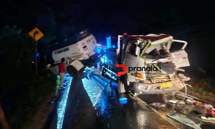kecelakaan beruntun Samarinda Bontang kecelakaan beruntun Samarinda Bontang