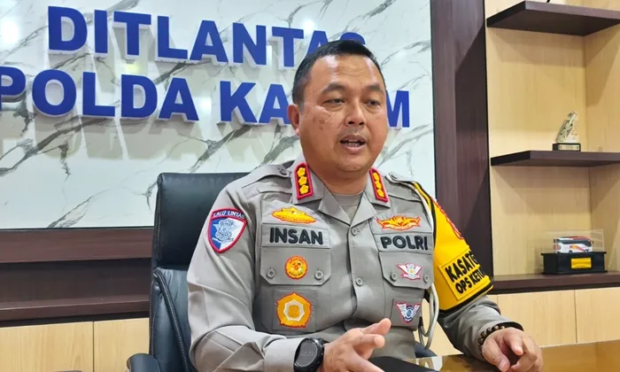 Detik-Detik Kecelakaan Beruntun di Poros Samarinda-Bontang, Sopir Truk Cairan Kimia Diduga Hilang Kendali Detik-Detik Kecelakaan Beruntun di Poros Samarinda-Bontang, Sopir Truk Cairan Kimia Diduga Hilang Kendali