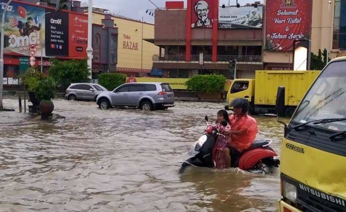 Simpang Empat Sempaja Sering Banjir, Wali Kota Samarinda Bingung Penyebabnya