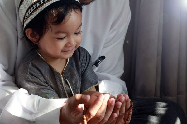 Yuk Lafalkan! Doa 10 Hari Pertama Ramadan