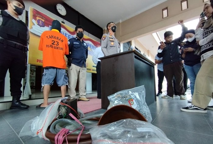 Detik-Detik Penimbun Solar Subsidi Ditangkap, Setiap Hari Tiga Orang Antre di SPBU Kilometer 3 Bontang