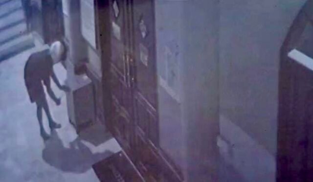 Dua Kotak Amal Masjid di Bontang Dibobol Maling, Aksi Terekam CCTV