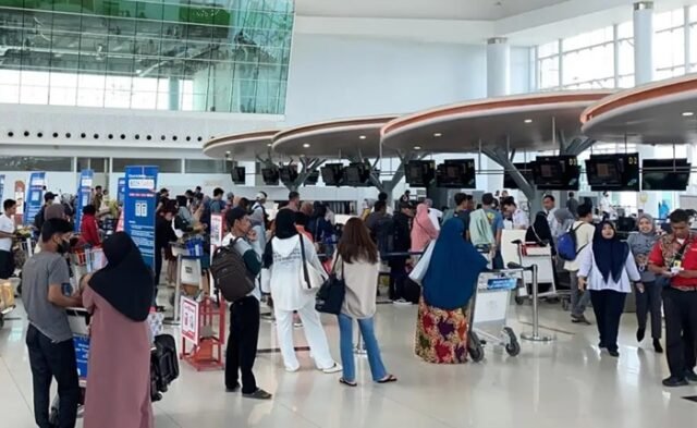 Tiket Pesawat ke Balikpapan Tembus Rp7 Juta Jelang Lebaran, 59 Extra Flight Ludes Terjual