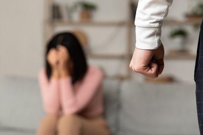 Gara-Gara Masalah Ekonomi, Berantem sama Istri, Anak di Bontang Kaltim Malah Dihajar Ayah Tiri Pakai Stik Golf