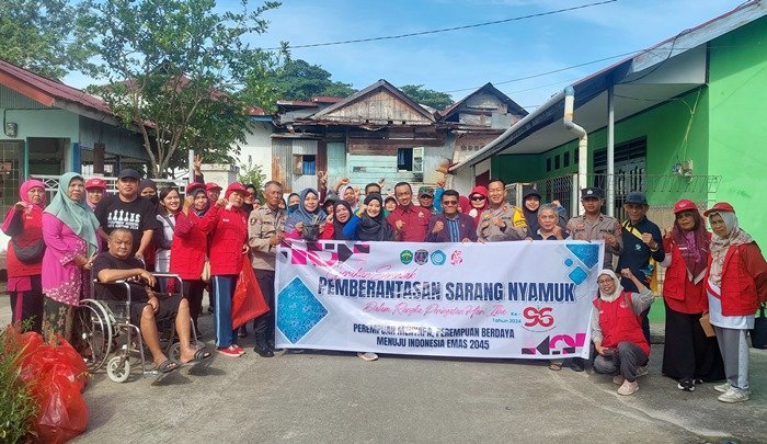 Peringati Hari Ibu, Kelurahan Gunung Telihan Bontang Gelar Aksi Pemberantasan Sarang Nyamuk Serentak