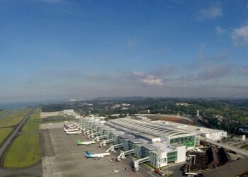 Tiga Maskapai Ajukan Extra Flight Jelang HUT RI di IKN Nusantara, Kaltim Tiket Pesawat ke Balikpapan Mahal, Menparekraf Buka Suara Karantina Pertanian Balikpapan Sita Beras 996 Gram dari India Jumlah Penumpang di Bandara Sepinggan Naik 36 Persen selama Libur Natal dan Tahun Baru 2023