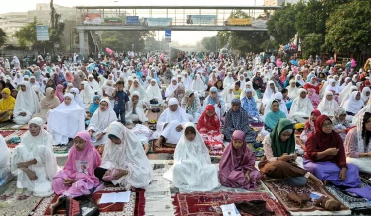 Resmi! MUI Tak Larang Salat Idulfitri Berjemaah di Masjid dan Lapangan