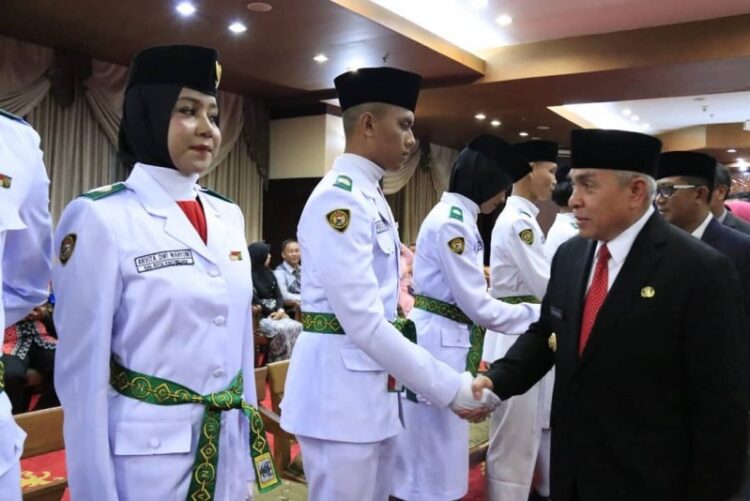 Seleksi Paskibra Kaltim Dilaksanakan via Daring, Berikut Tata Caranya Dispora Kaltim dan Kesbangpol Berkolaborasi Bina Paskibraka Pemprov Kaltim Cari 40 Calon Paskibaraka