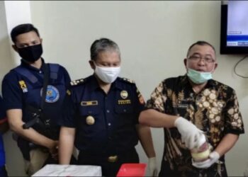 Dikirim via Ekspedisi ke Balikpapan, Sabu 2 Kg Disembunyikan di Toples Lulur Kecantikan