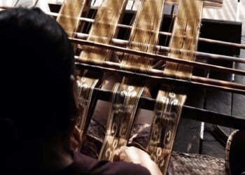 Tenun Ikat Sintang, Kerajinan Khas Kalimantan Hanya Boleh Dikerjakan Perempuan