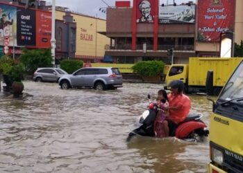 Simpang Empat Sempaja Sering Banjir, Wali Kota Samarinda Bingung Penyebabnya