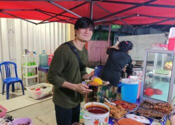 Warga Net Heboh, Penjual Nasi Kuning asal Samarinda Mirip Oppa Korea