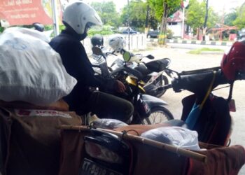 Ada Jerih Payah Mereka sebelum Pesananmu Tiba di Rumah