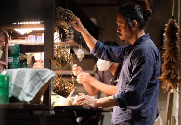 Angkringan The Series Review: Penuh Haru dan Pelajaran Hidup