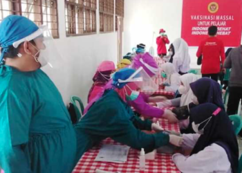 Pelajar Samarinda Mulai Divaksin COVID-19
