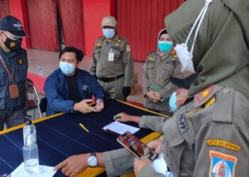 Pandemi Memuncak, Satpol Patroli ke Fasilitas Umum