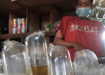 Ini Penyebab Minyak Goreng Langka saat Harga Turun