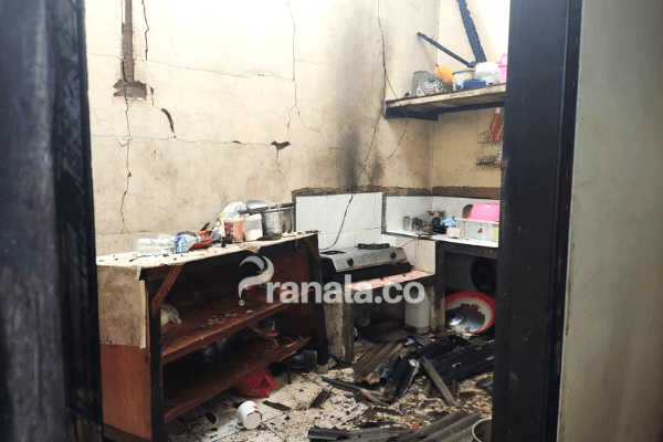 Rumah ibu Sumini, warga Jalan Tari Enggang, Kelurahan Guntung Kecamatan Bontang Utara, hangus terbakar, Kamis (28/07/2022) sekira sekira pukul 09.00 Wita.