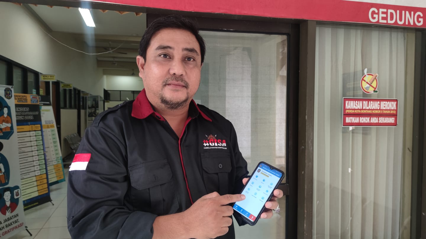 Pejabat Analis Kebijakan Ahli Muda Sub.Koordinator Bidang Pengelolaan Informasi Administrasi Kependudukan (PIAK) Disdukcapil Kota Bontang, Muhammad Thamrin,