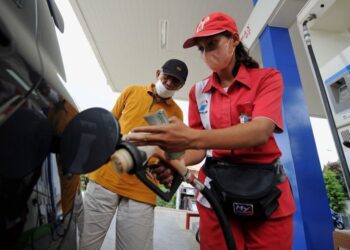 Benarkah Per 1 September 2024 Pertalite Disetop? Ini Penjelasan Resmi dari Pertamina Pembelian Pertalite Dibatasi di Balikpapan, Kenapa? PT Pertamina: Bontang Butuh Tambahan Satu SPBU Lagi Pertamina: Stok Pertalite di Samarinda Aman!