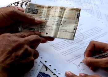 Masih 29 Persen, Pajak Kendaraan di Bontang Rp13,8 Miliar Pemprov Kaltim Bebaskan Tunggakan Pajak Kendaraan Bermotor, Berlaku Mulai 8 April Pajak Kendaraan Mulai 16 Agustus, Samsat Kaltim Putihkan Pajak Kendaraan Bermotor